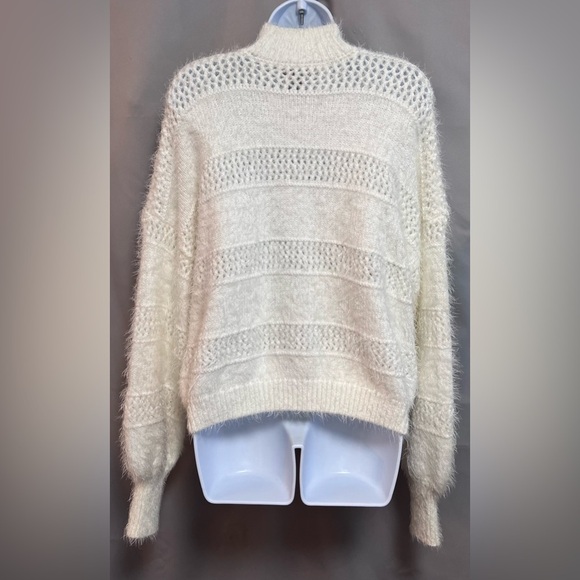 Forever 21 Fuzzy Contrast Panel Mock Neck Sweater Cream‎ Sz Large NWOT - Picture 2 of 13